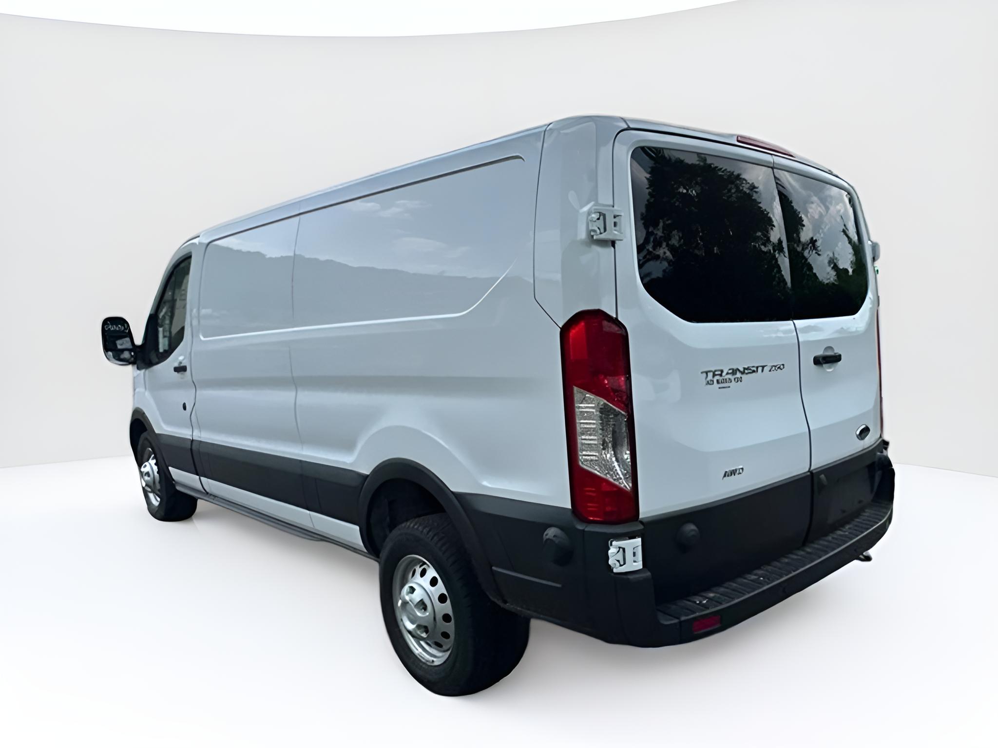 2024 Ford Transit-250 Base Low Roof Cargo