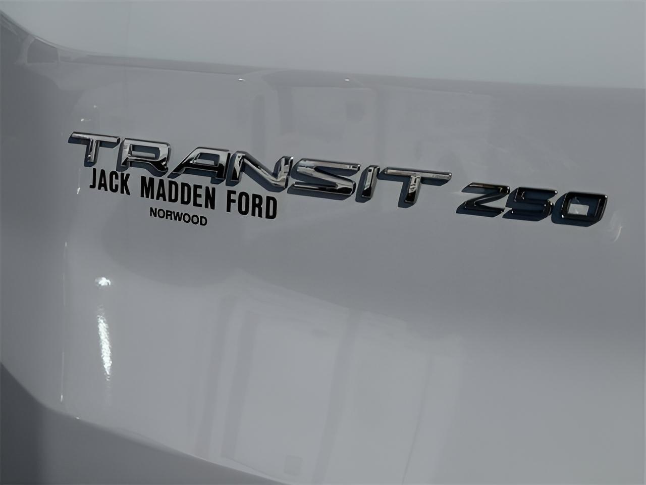 2024 Ford Transit-250 Base Low Roof Cargo