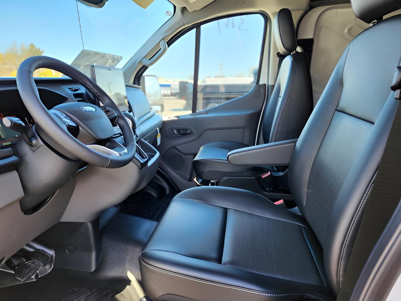 2026 Ford Transit-250 Base