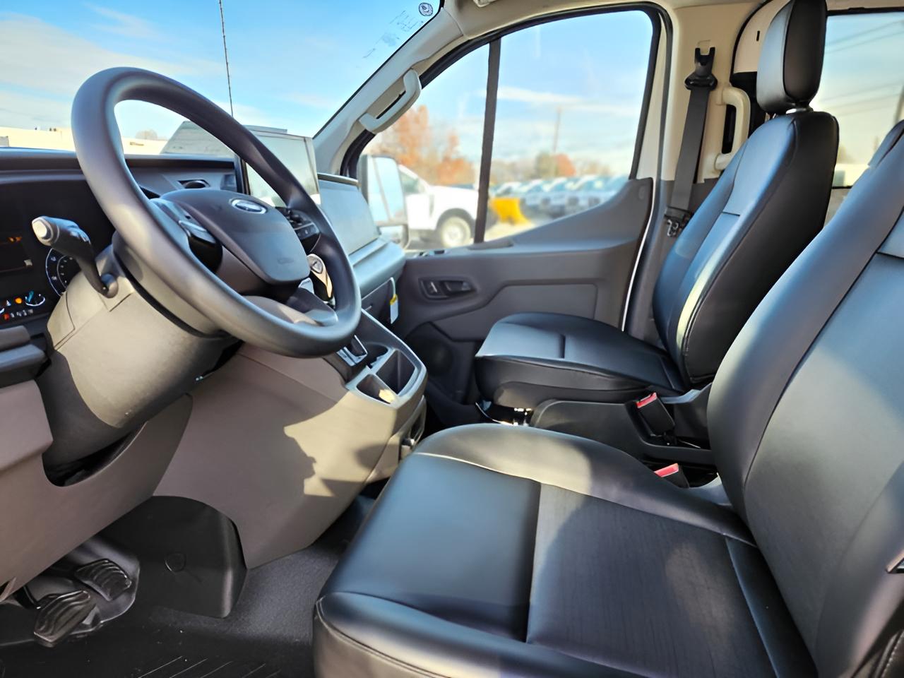 2024 Ford Transit-350 Base Low Roof Cargo