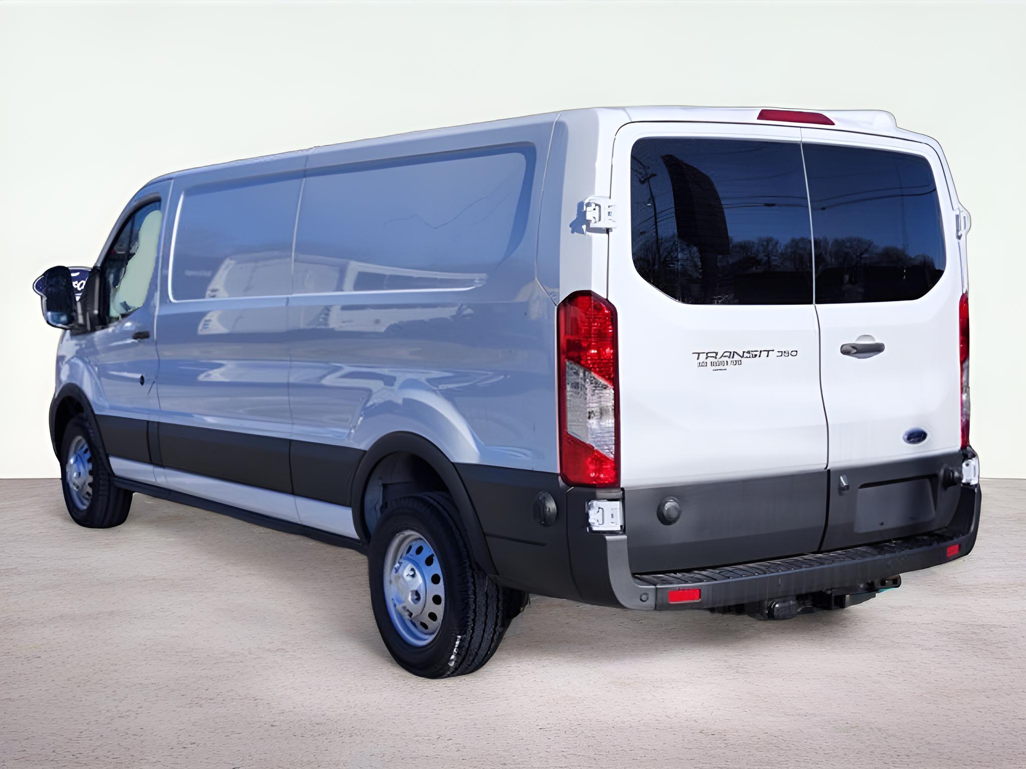 2024 Ford Transit-350 Base Low Roof Cargo
