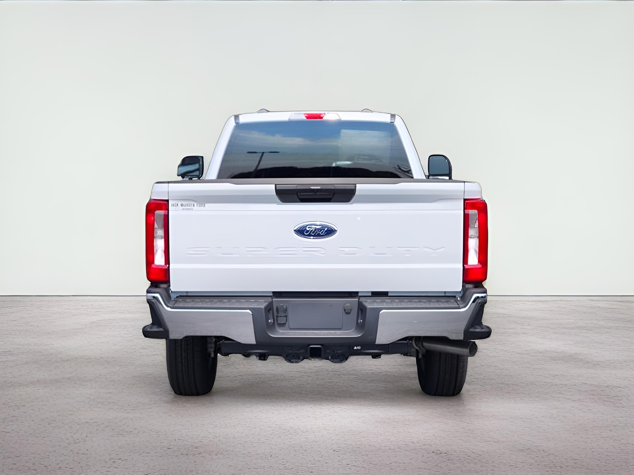 2026 Ford F-350SD XLT