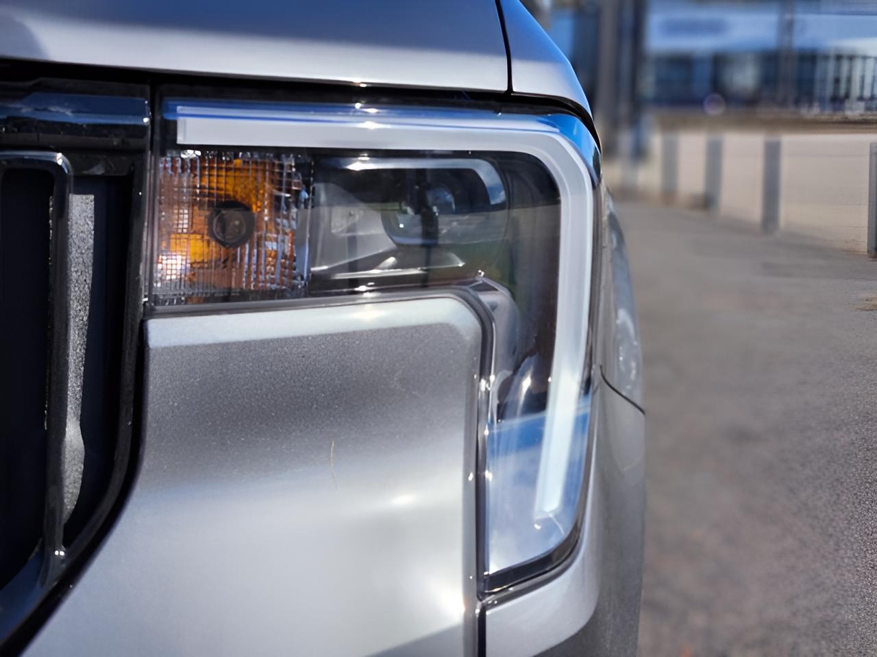 2025 Ford Maverick Lobo High