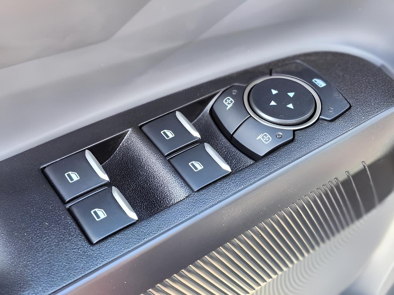 2025 Ford Maverick Lobo High