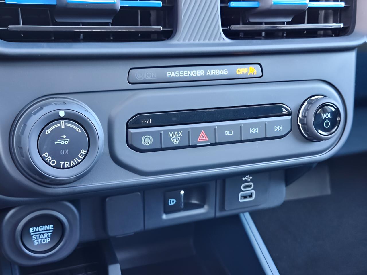 2025 Ford Maverick Lobo High