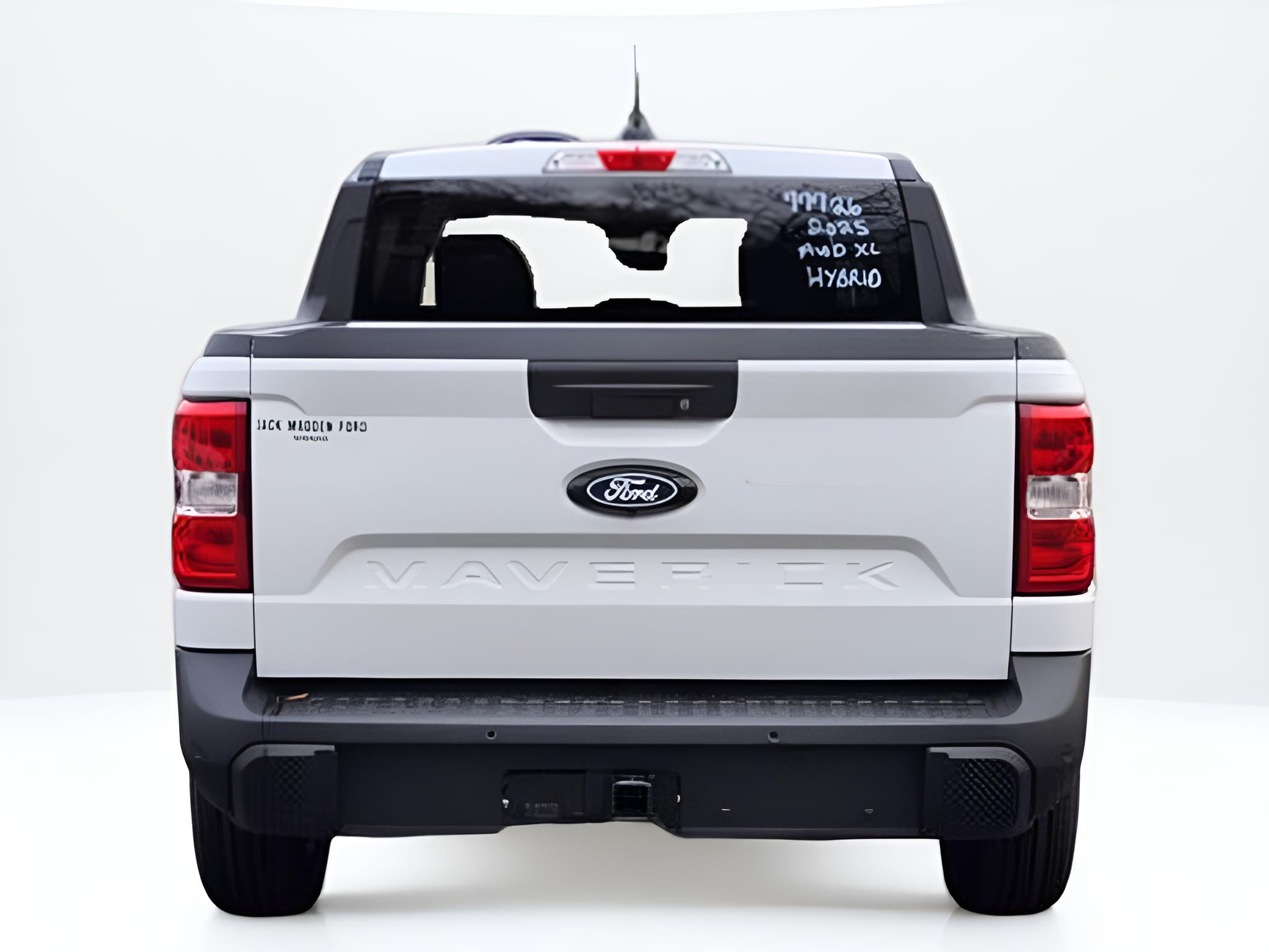 2025 Ford Maverick XL