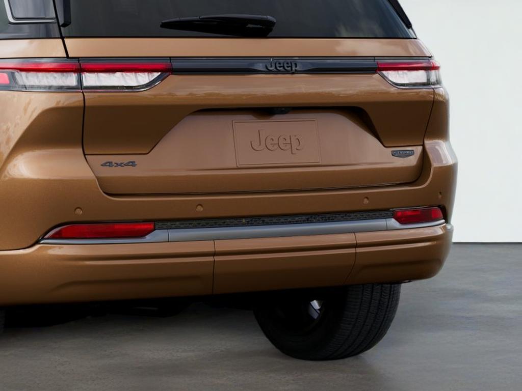 2026 Jeep Grand Cherokee GRAND CHEROKEE SUMMIT 4X4