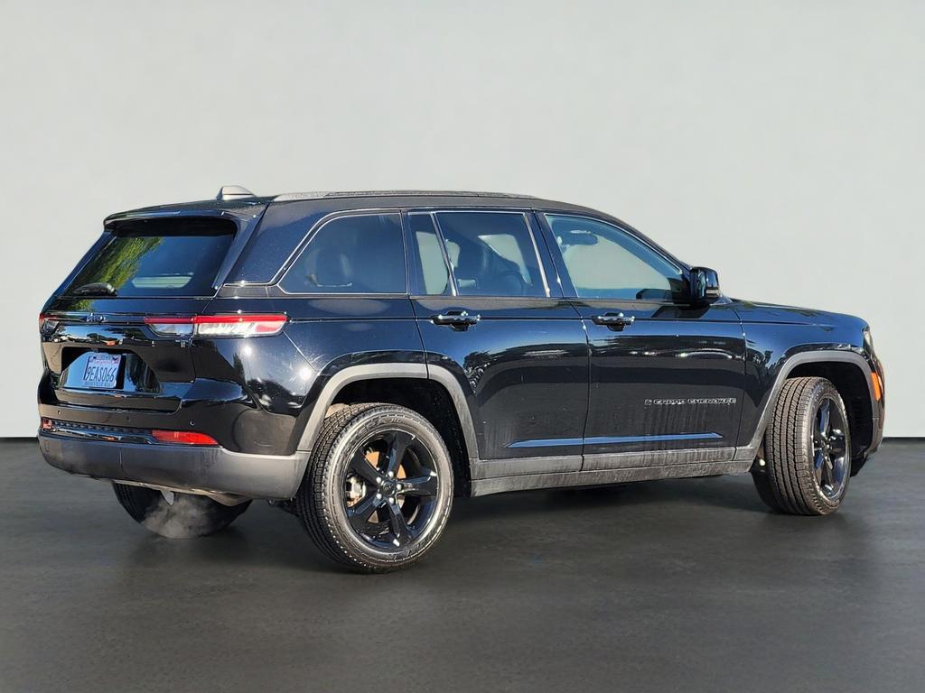 2023 Jeep GRAND CHEROKEE ALTITUDE