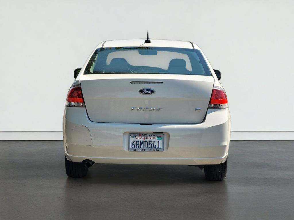 2011 Ford FOCUS SE