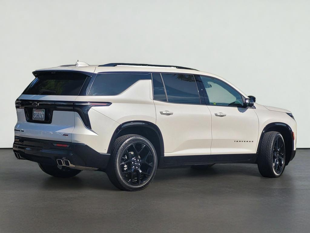 2025 Chevrolet TRAVERSE AWD RS