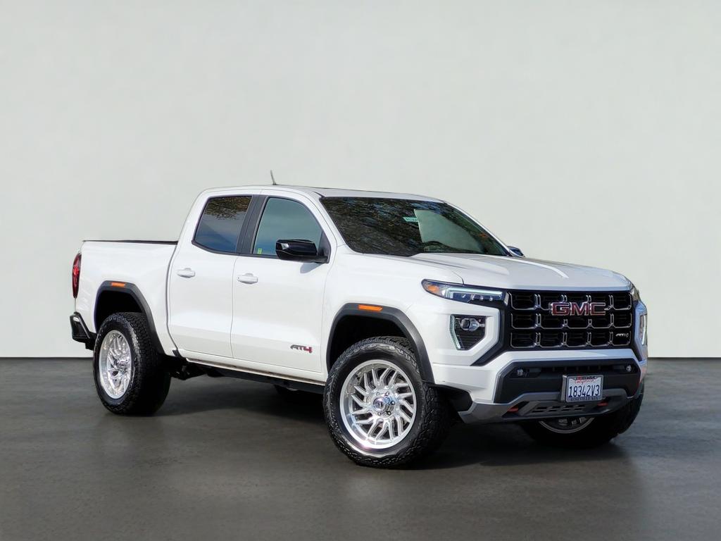 2024 GMC CANYON 4WD AT4