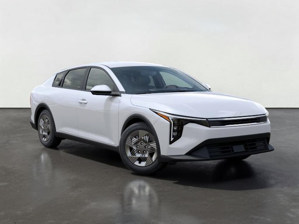 2027 Kia K4 LX
