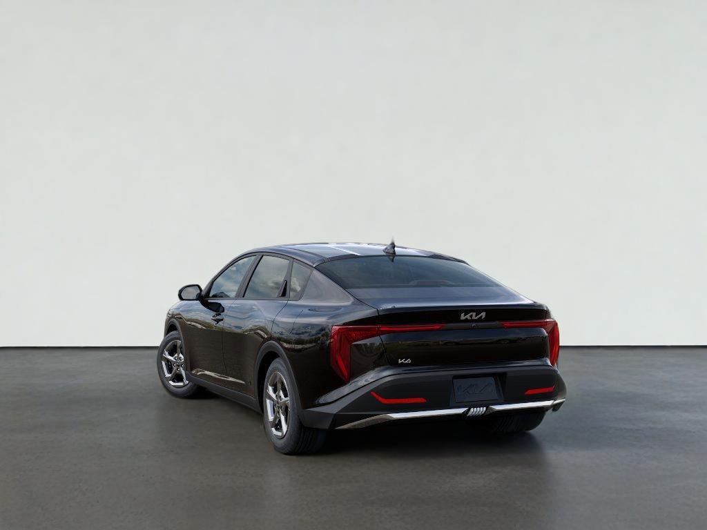 2026 Kia K4 LXS