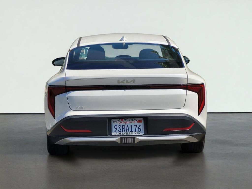 2025 Kia K4 LX