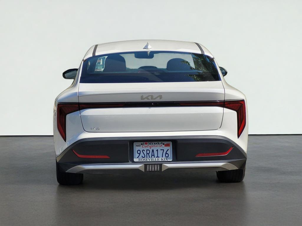 2025 Kia K4 LX