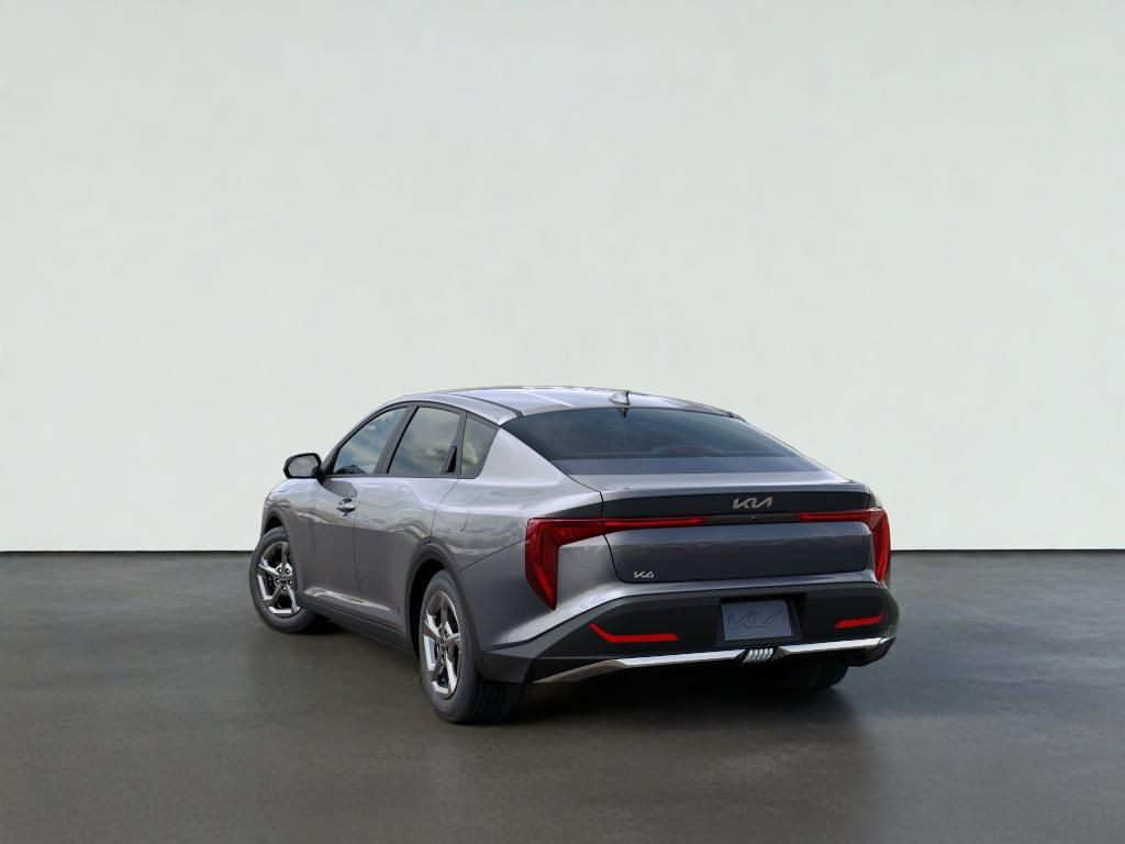 2026 Kia K4 LXS