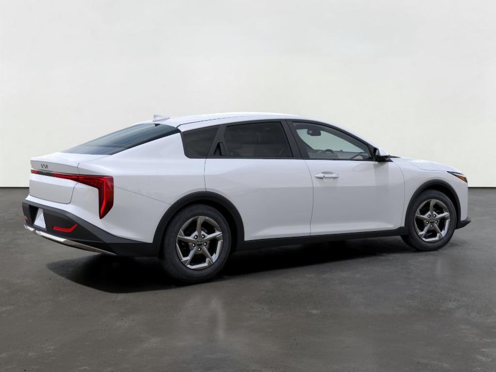 2027 Kia K4 LXS