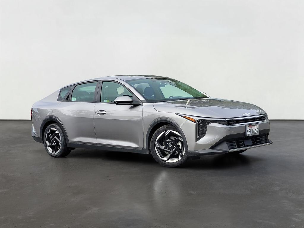 2025 Kia K4