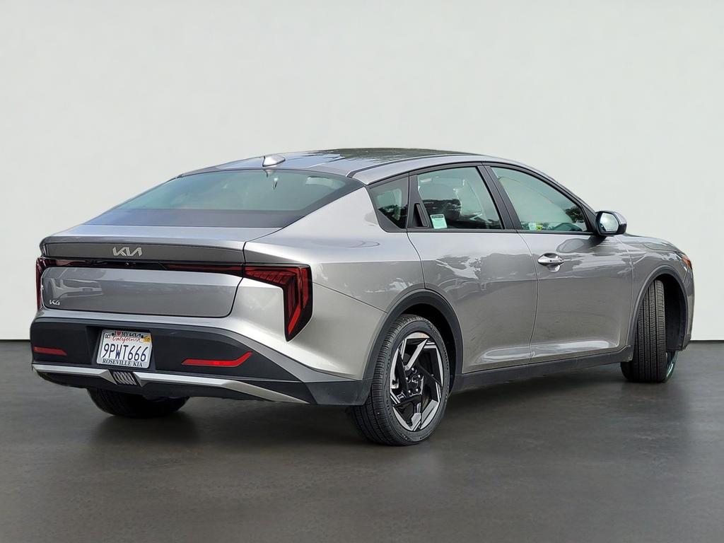 2025 Kia K4 EX