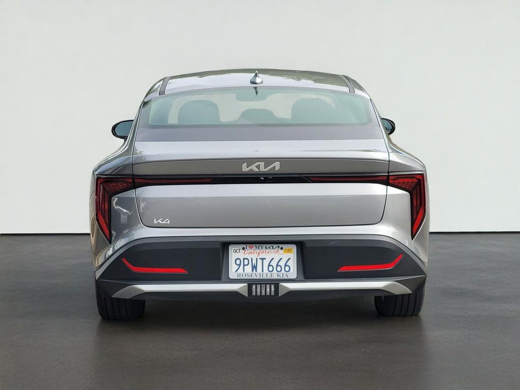 2025 Kia K4 EX