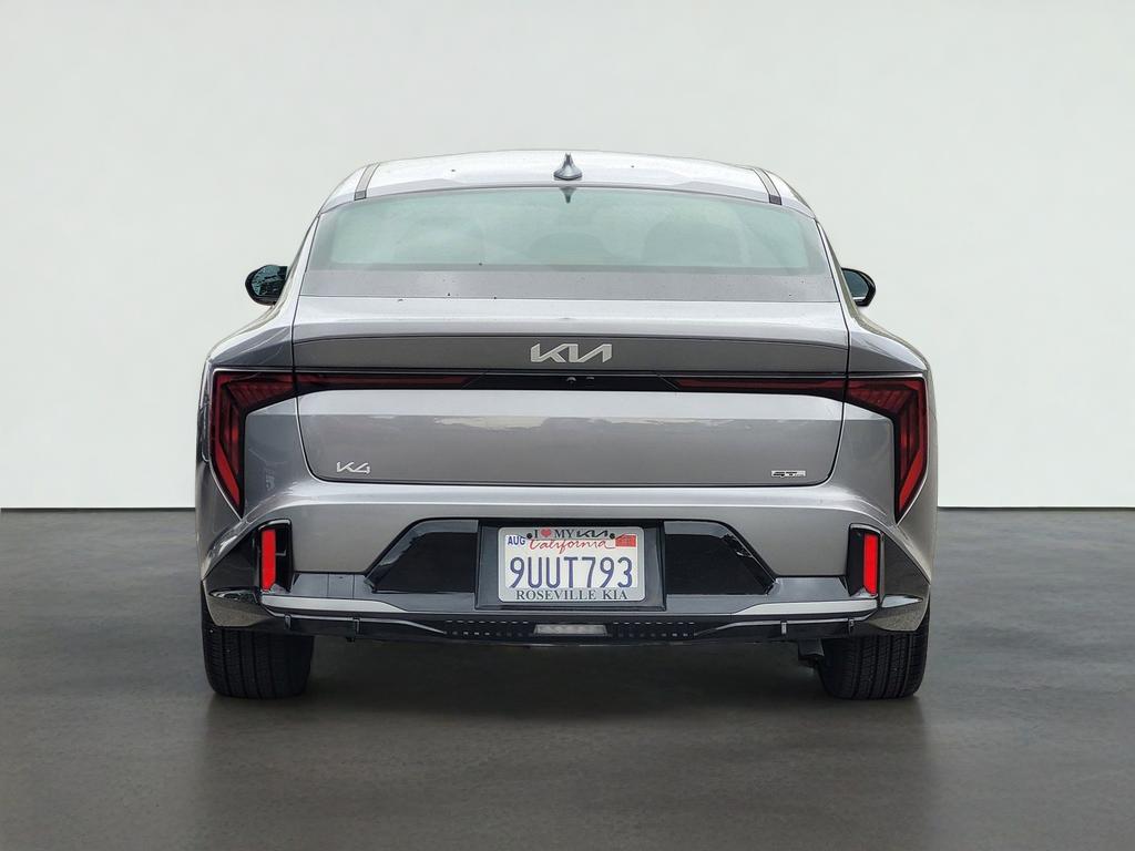 2025 Kia K4 GT-LINE