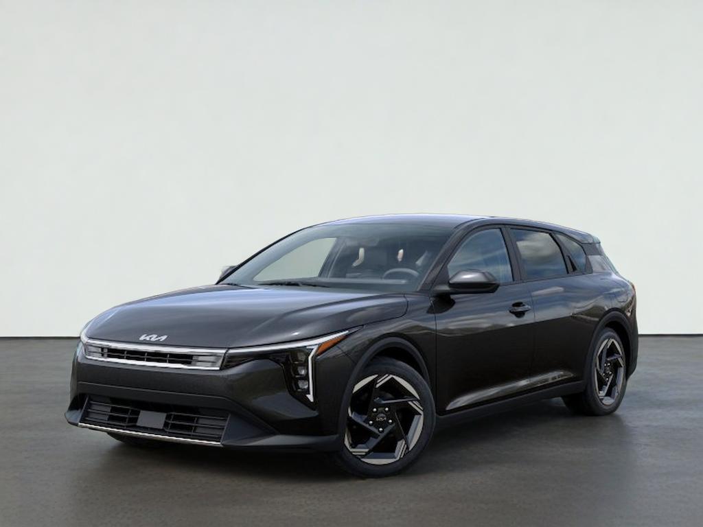 2026 Kia K4 EX AT Hatchback's photo