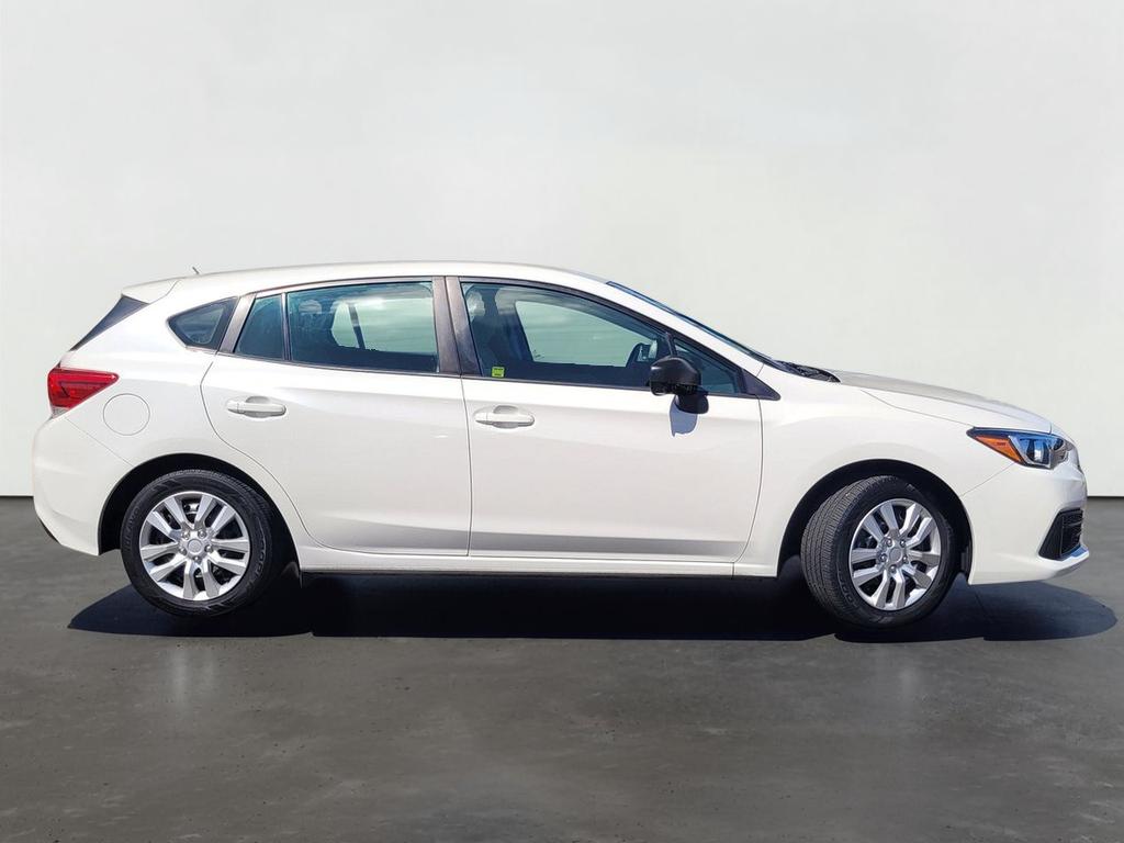 2023 Subaru IMPREZA BASE