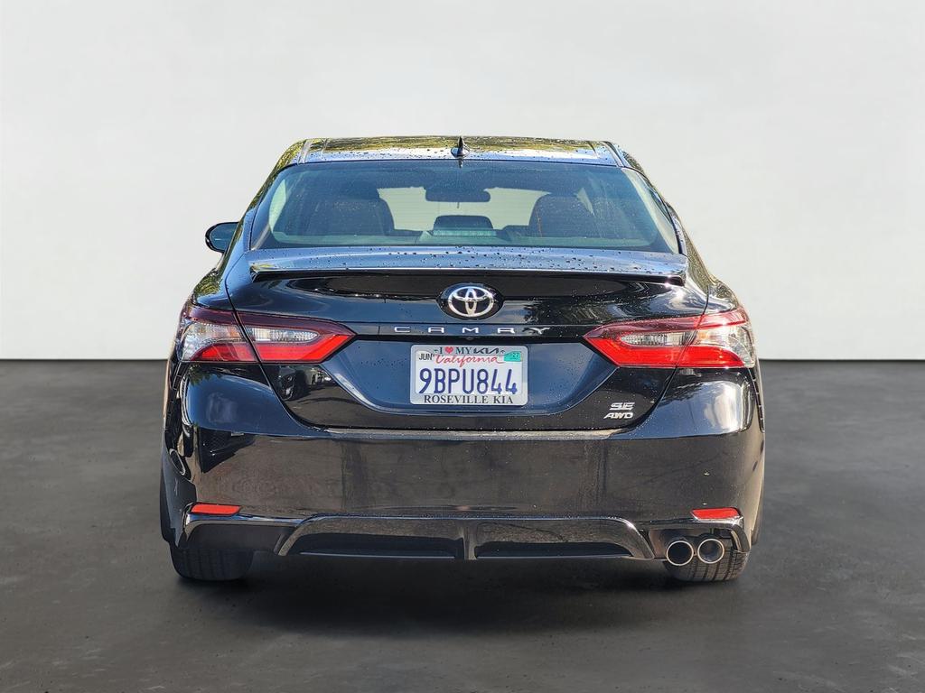 2022 Toyota CAMRY SE
