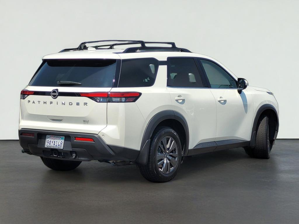 2022 Nissan PATHFINDER SV