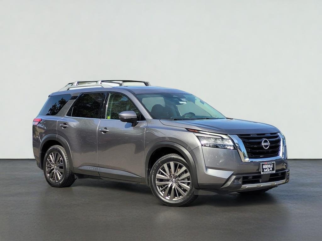 2022 Nissan PATHFINDER SL