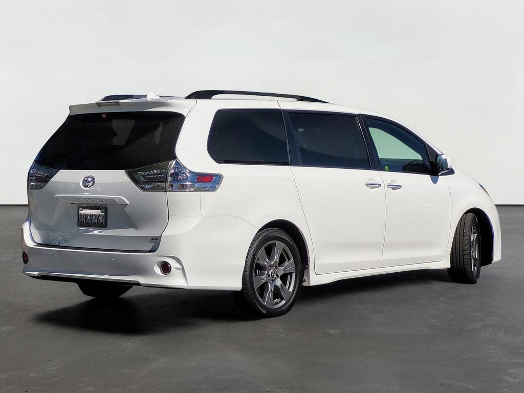 2019 Toyota SIENNA SE PREMIUM