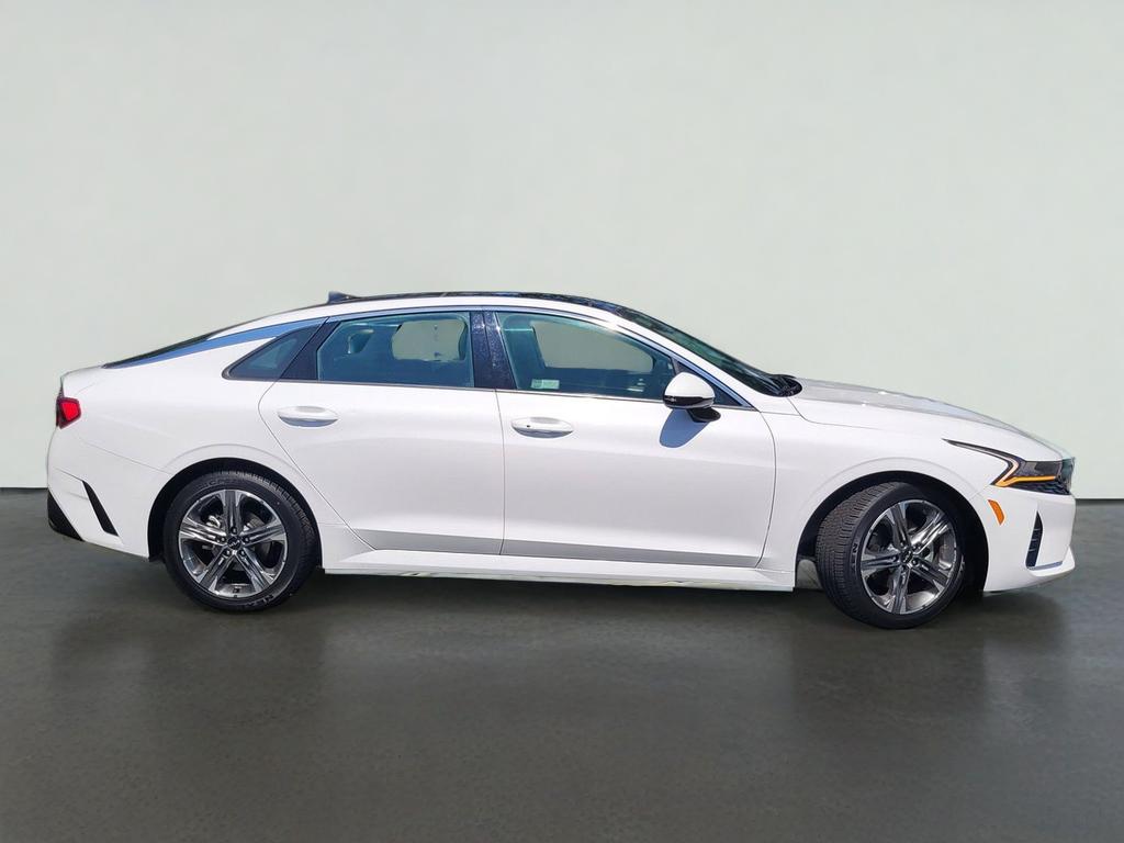 2022 Kia K5 EX