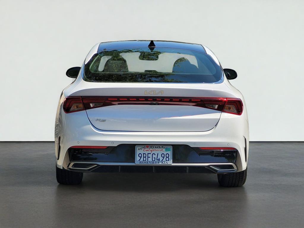 2022 Kia K5 EX
