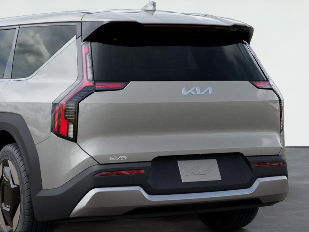 2026 Kia EV9 LIGHT LONG RANGE