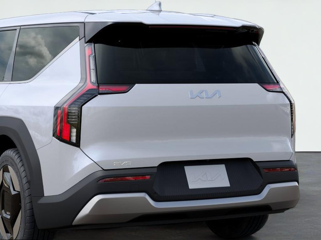 2026 Kia EV9 LIGHT LONG RANGE