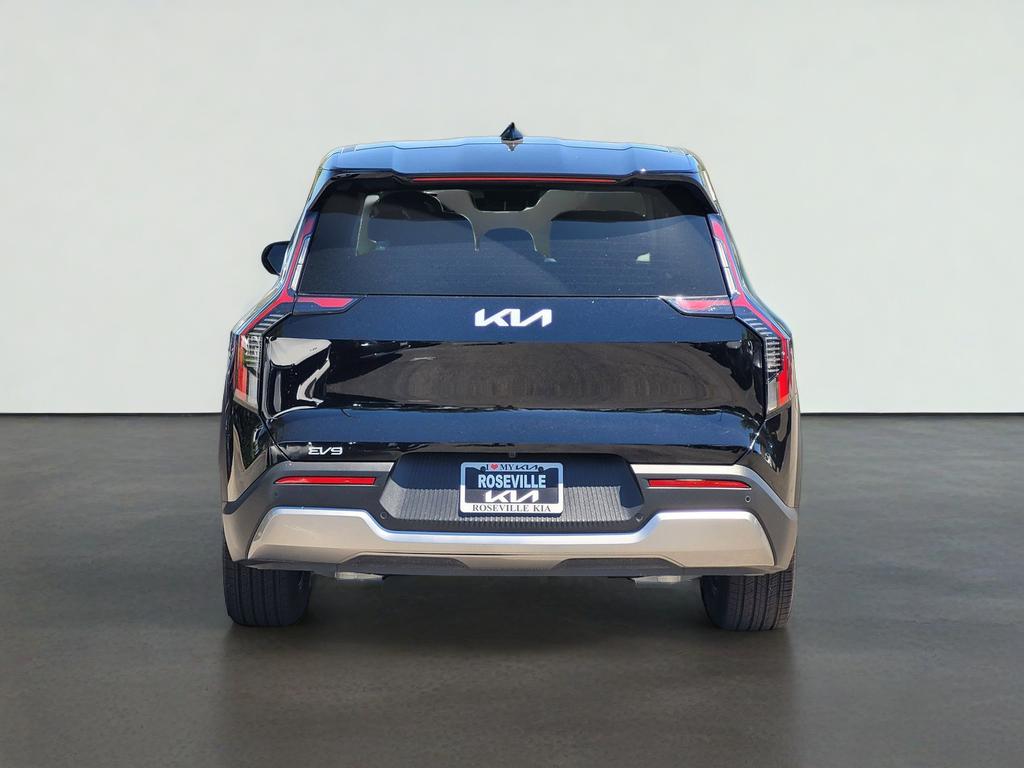 2026 Kia EV9 LIGHT LONG RANGE