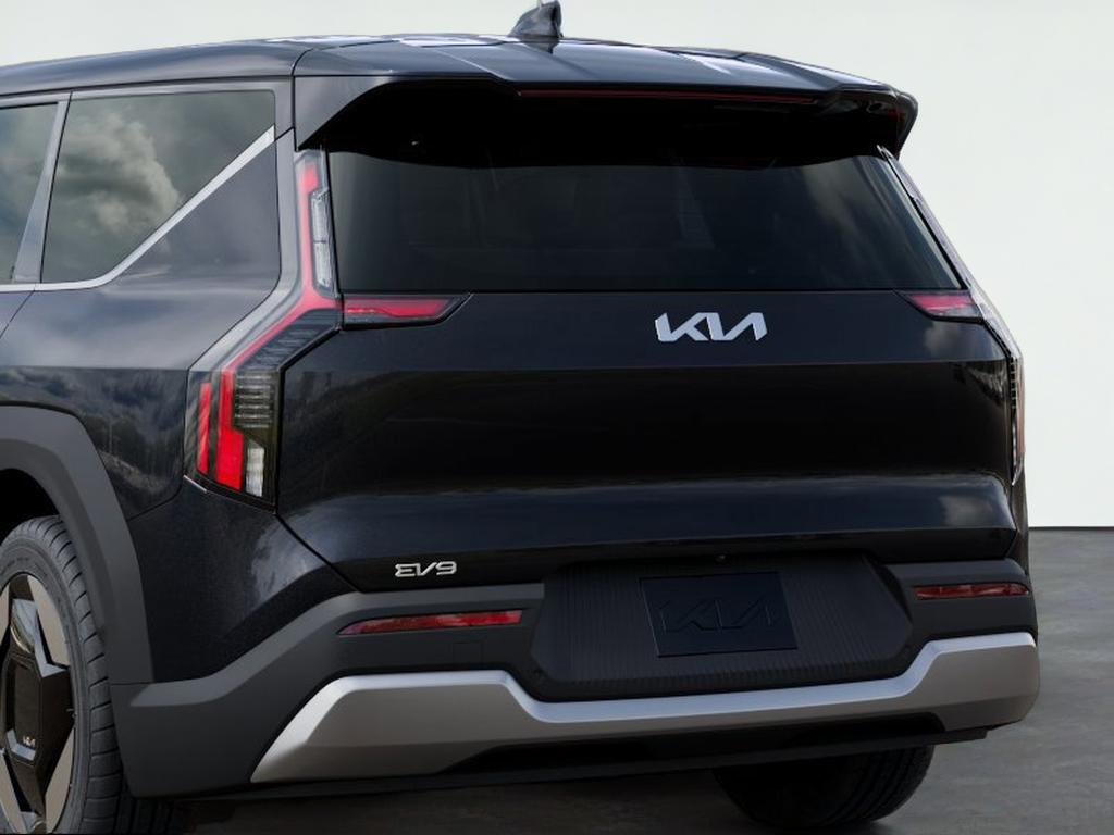 2026 Kia EV9 LIGHT LONG RANGE