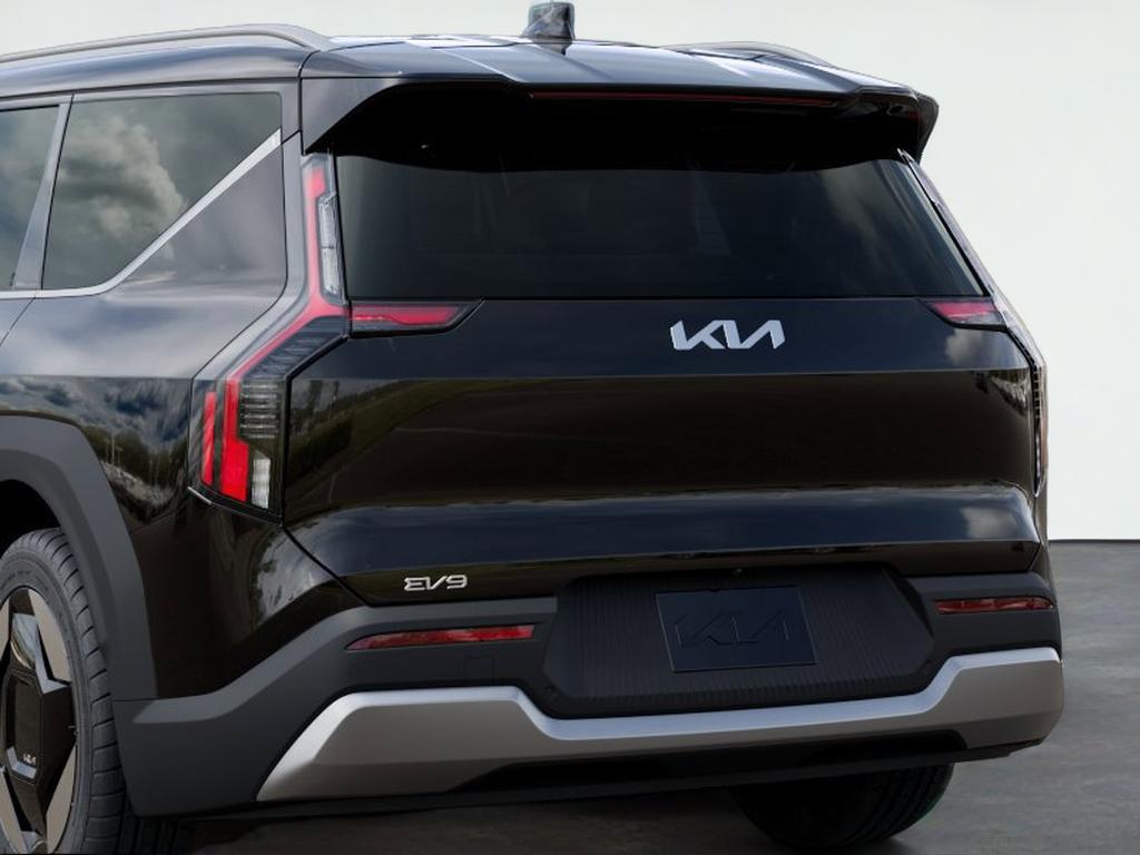 2026 Kia EV9 WIND