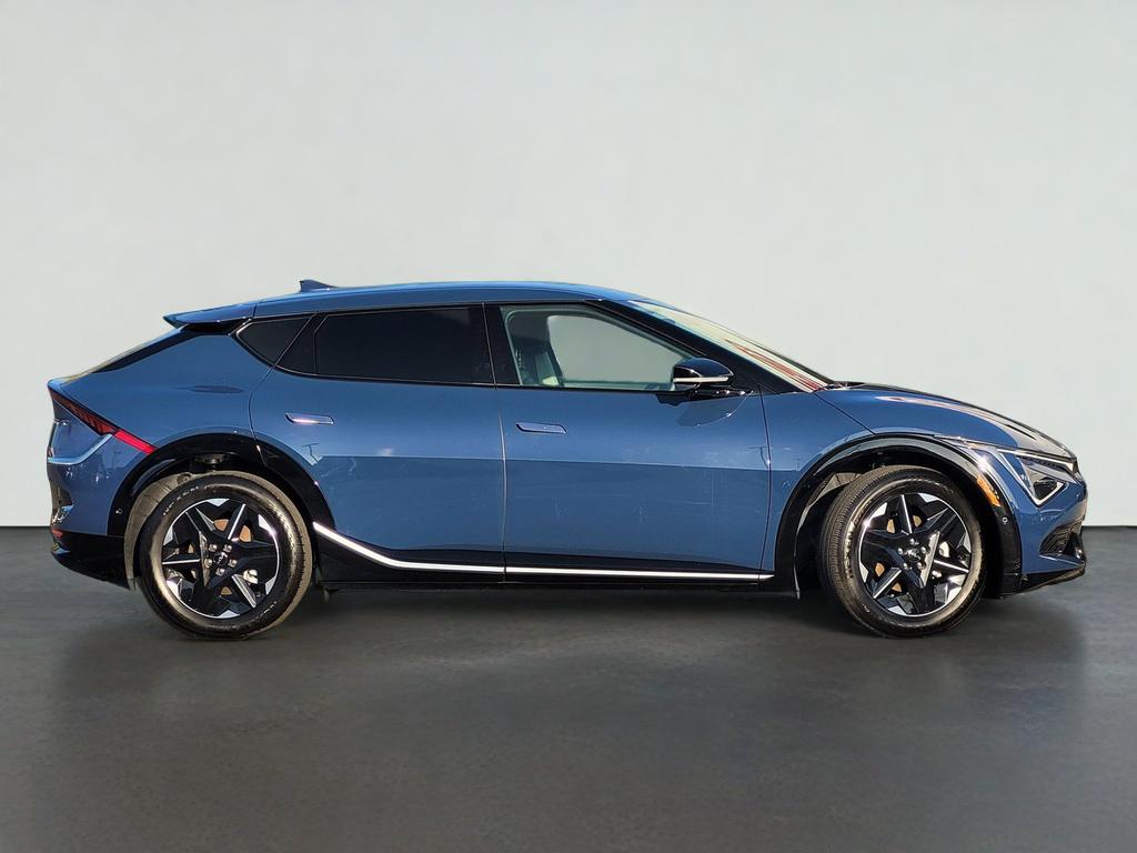 2025 Kia EV6 WIND