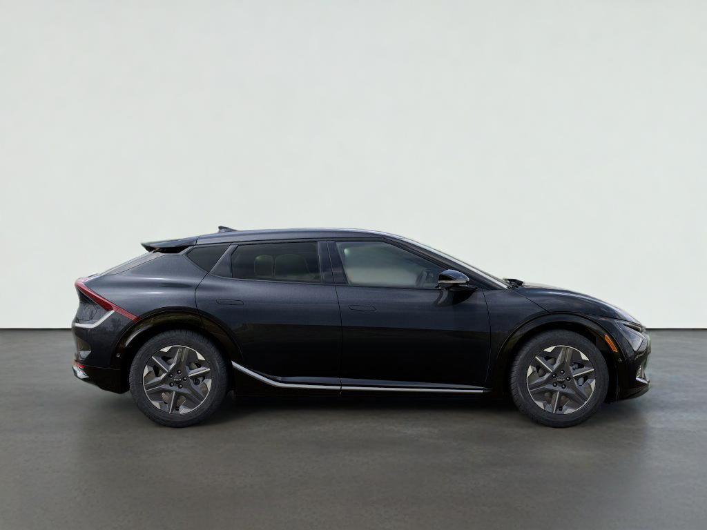 2025 Kia EV6 LIGHT LONG RANGE