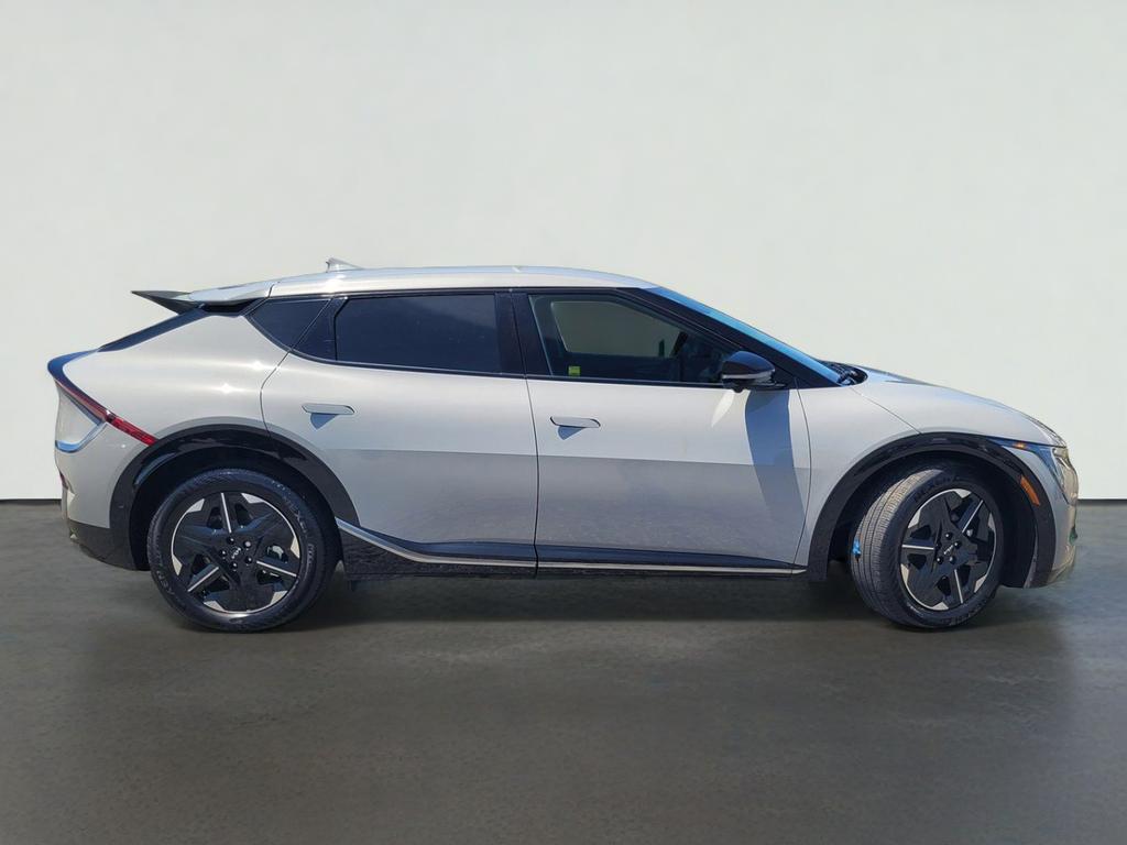 2025 Kia EV6 WIND
