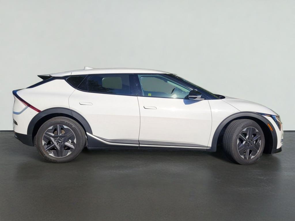 2025 Kia EV6 LIGHT LONG RANGE