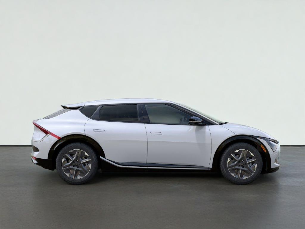 2026 Kia EV6 LIGHT LONG RANGE