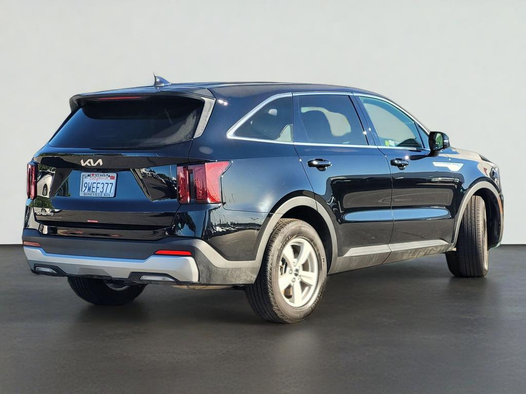 2026 Kia SORENTO LX