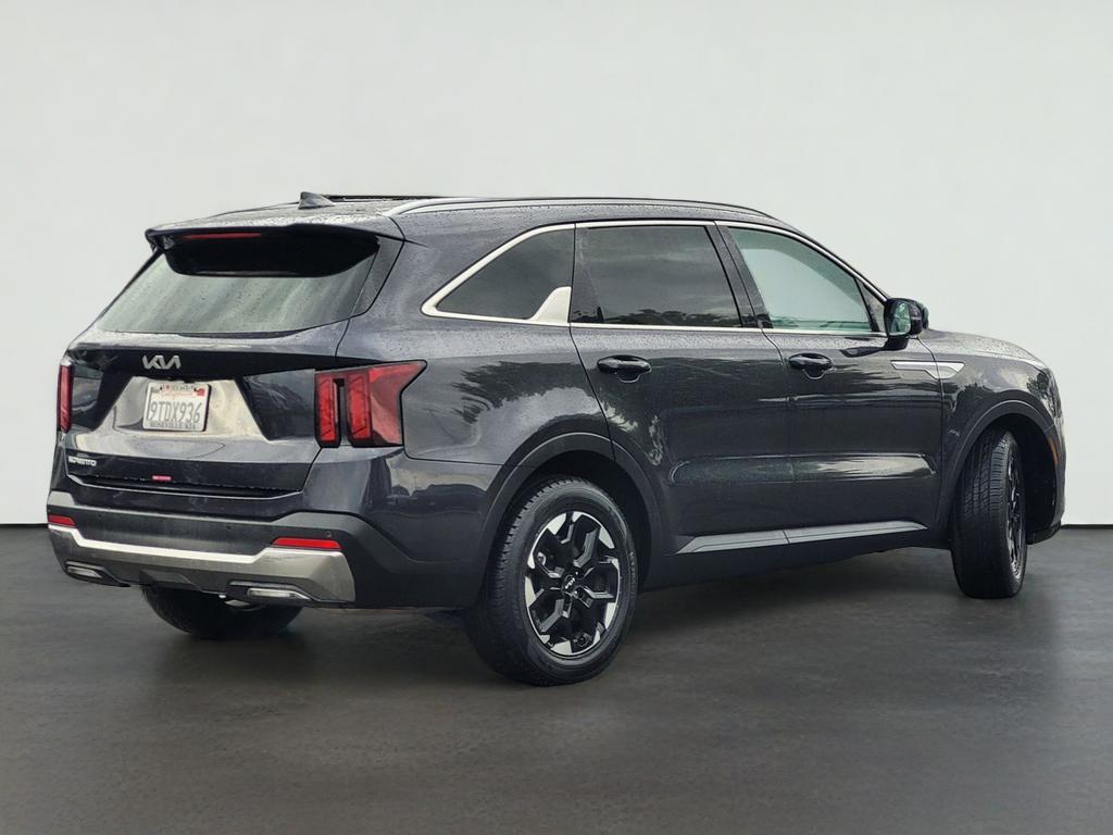 2025 Kia SORENTO S
