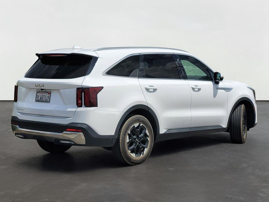 2024 Kia SORENTO S