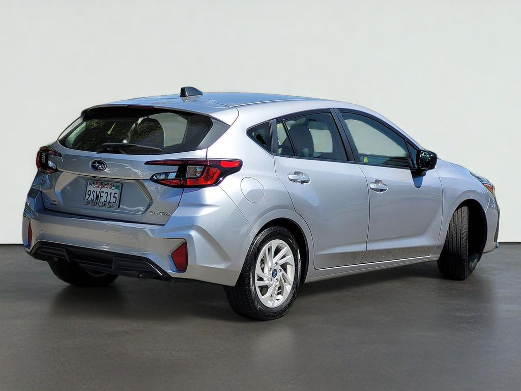 2025 Subaru IMPREZA BASE