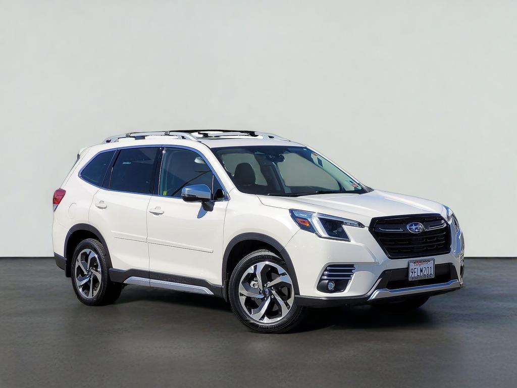 2023 Subaru FORESTER TOURING