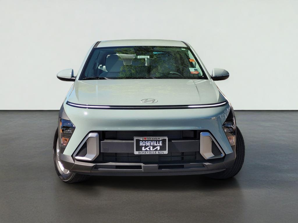 2026 Hyundai KONA SE