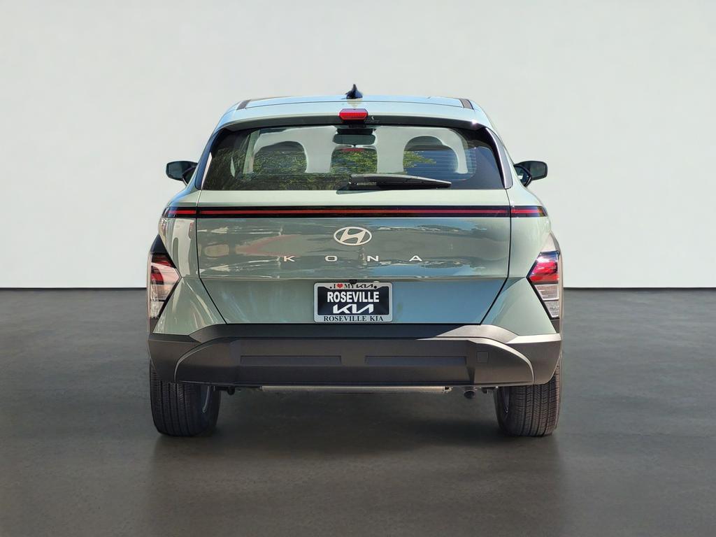 2026 Hyundai KONA SE